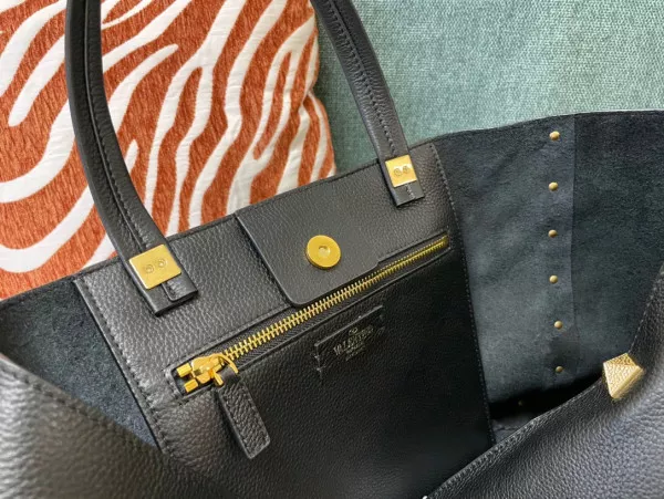 Repzbay REP VALENTINO GARAVANI ROMAN STUD TOTE BAG 0116