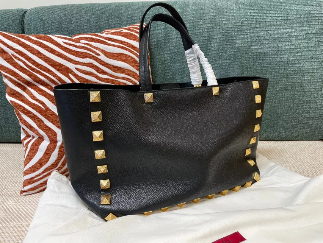 Repzbay REP VALENTINO GARAVANI ROMAN STUD TOTE BAG 0116